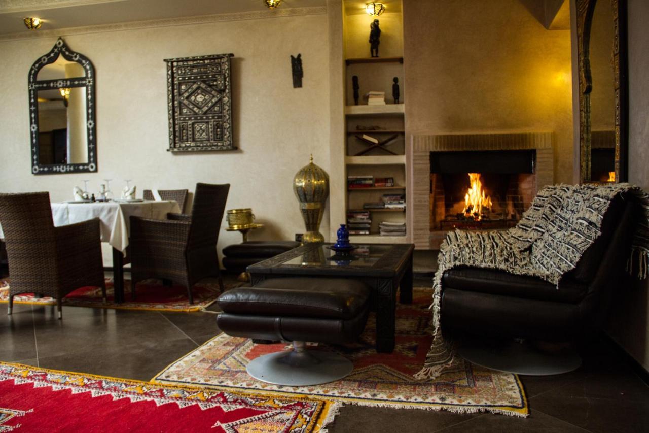 Riad Tama & Spa ワルザザート エクステリア 写真