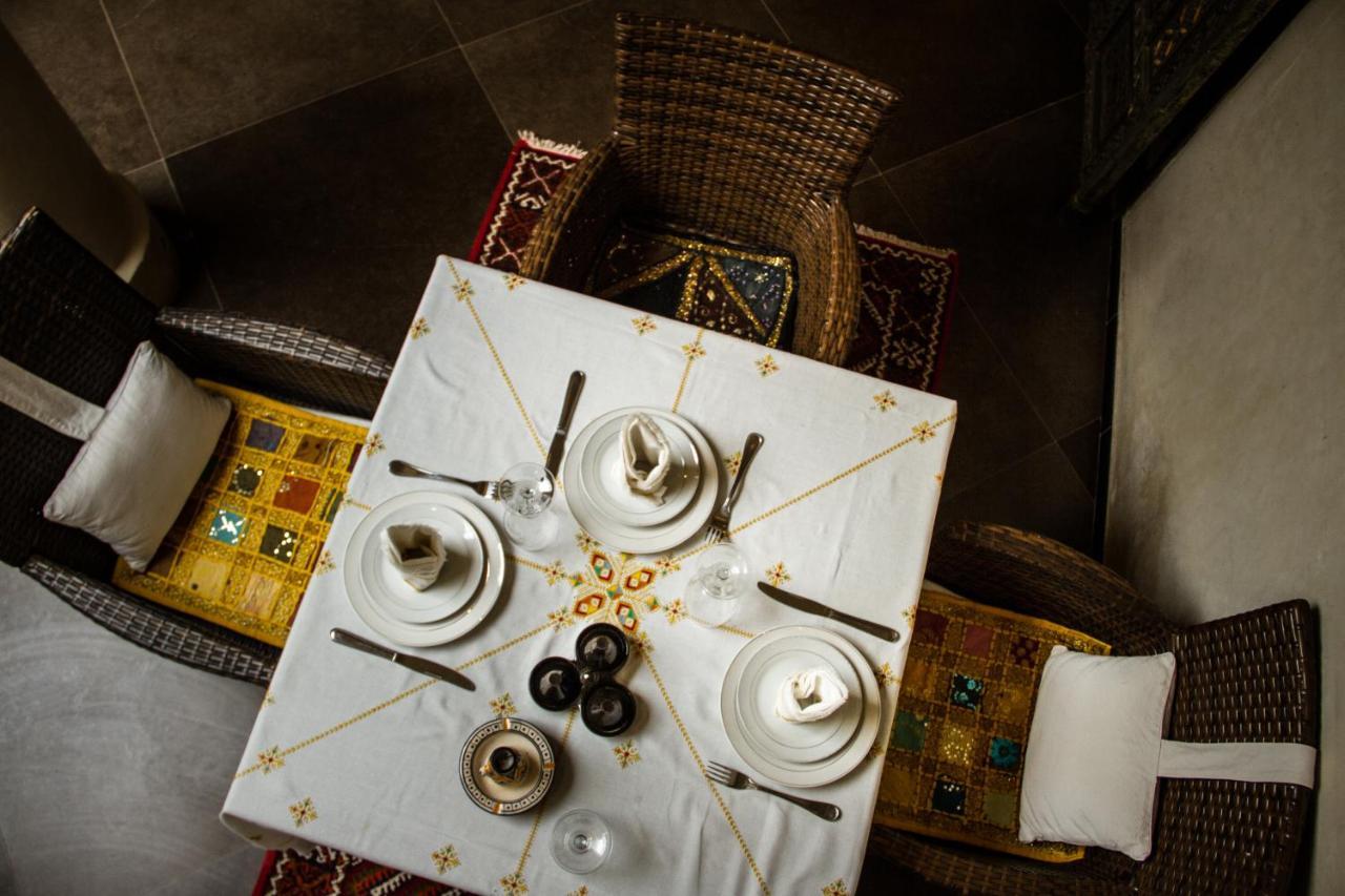 Riad Tama & Spa ワルザザート エクステリア 写真