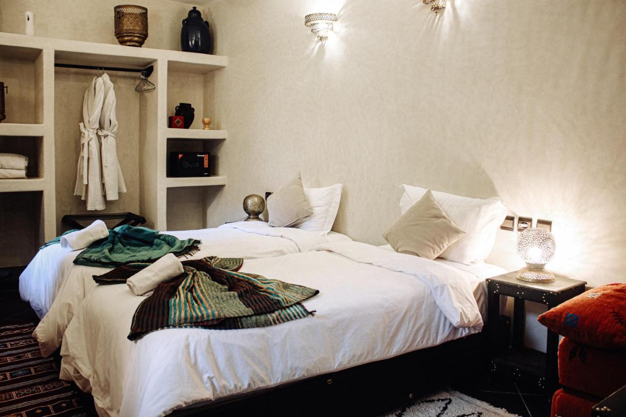 Riad Tama & Spa ワルザザート エクステリア 写真